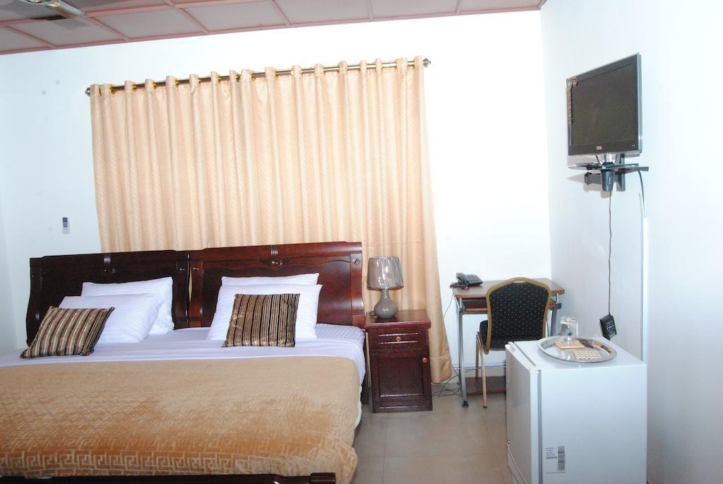 Okumah Hotel Kumasi Rom bilde