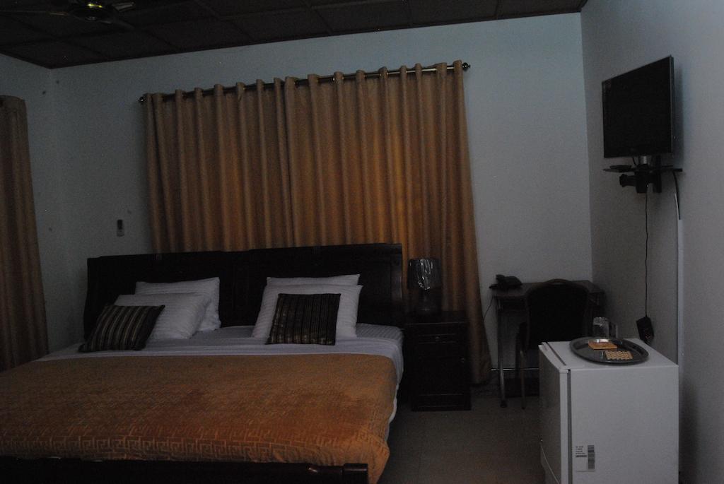 Okumah Hotel Kumasi Rom bilde