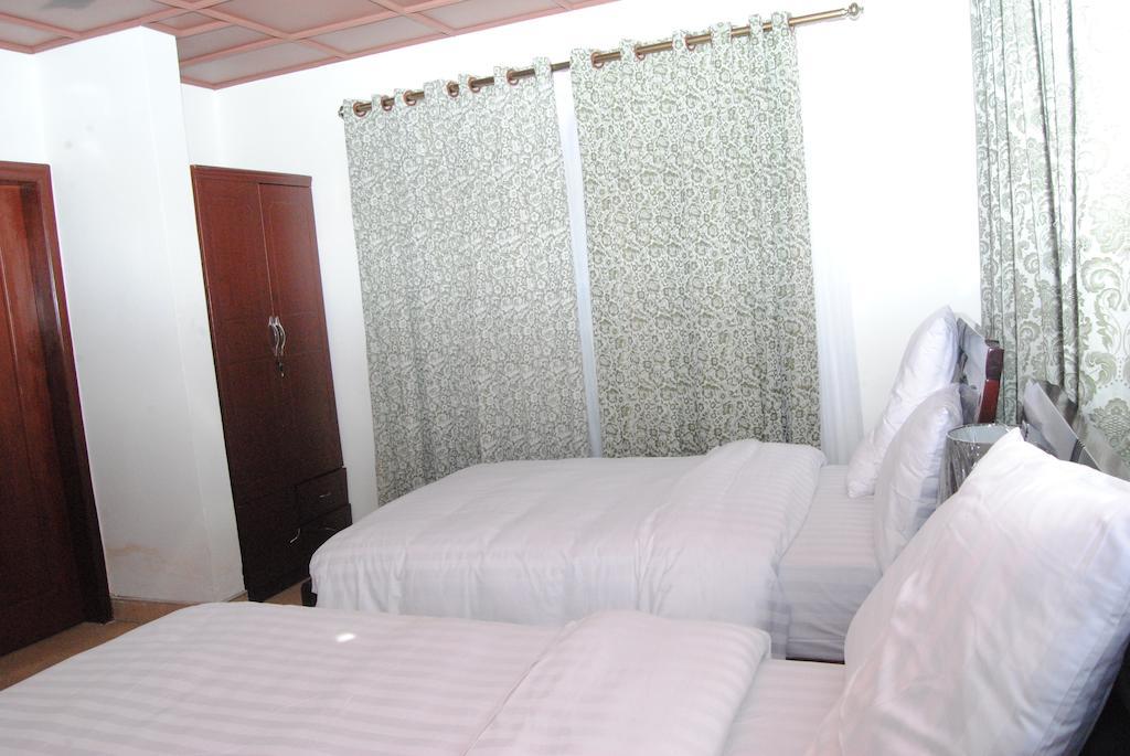 Okumah Hotel Kumasi Rom bilde