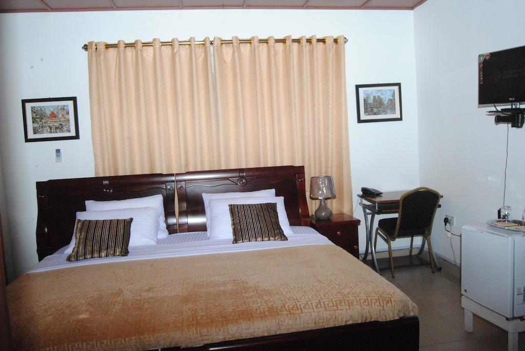 Okumah Hotel Kumasi Rom bilde