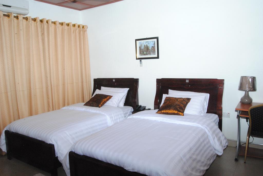 Okumah Hotel Kumasi Rom bilde