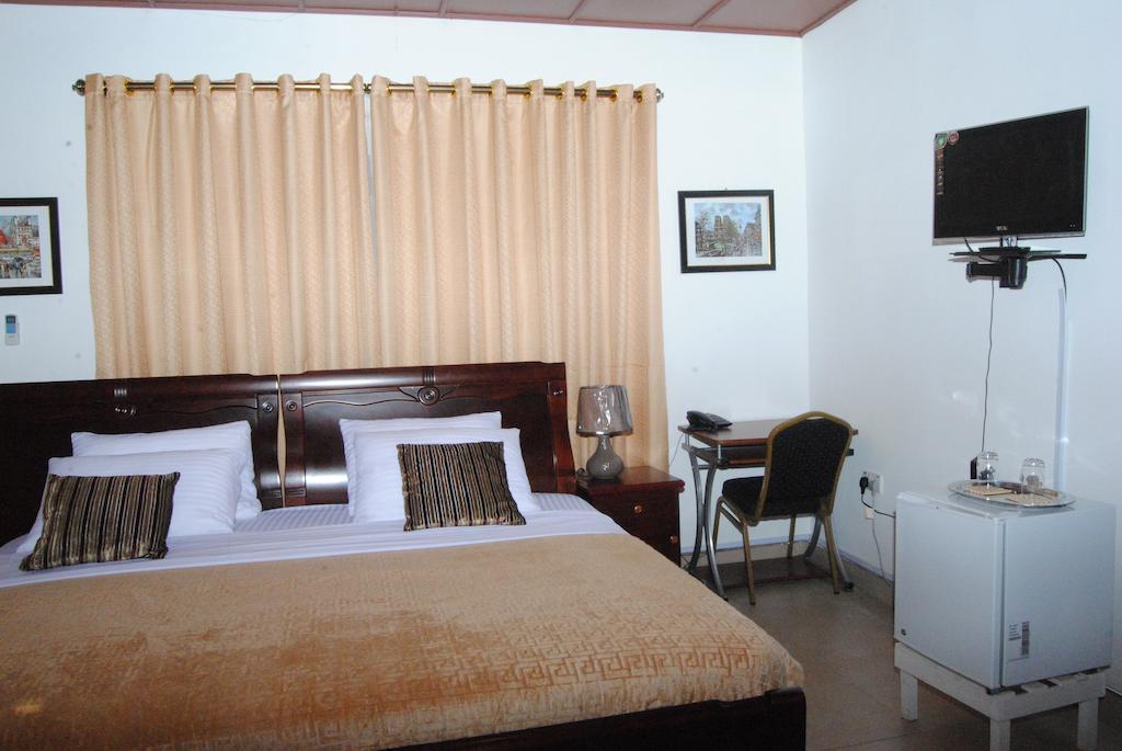 Okumah Hotel Kumasi Rom bilde